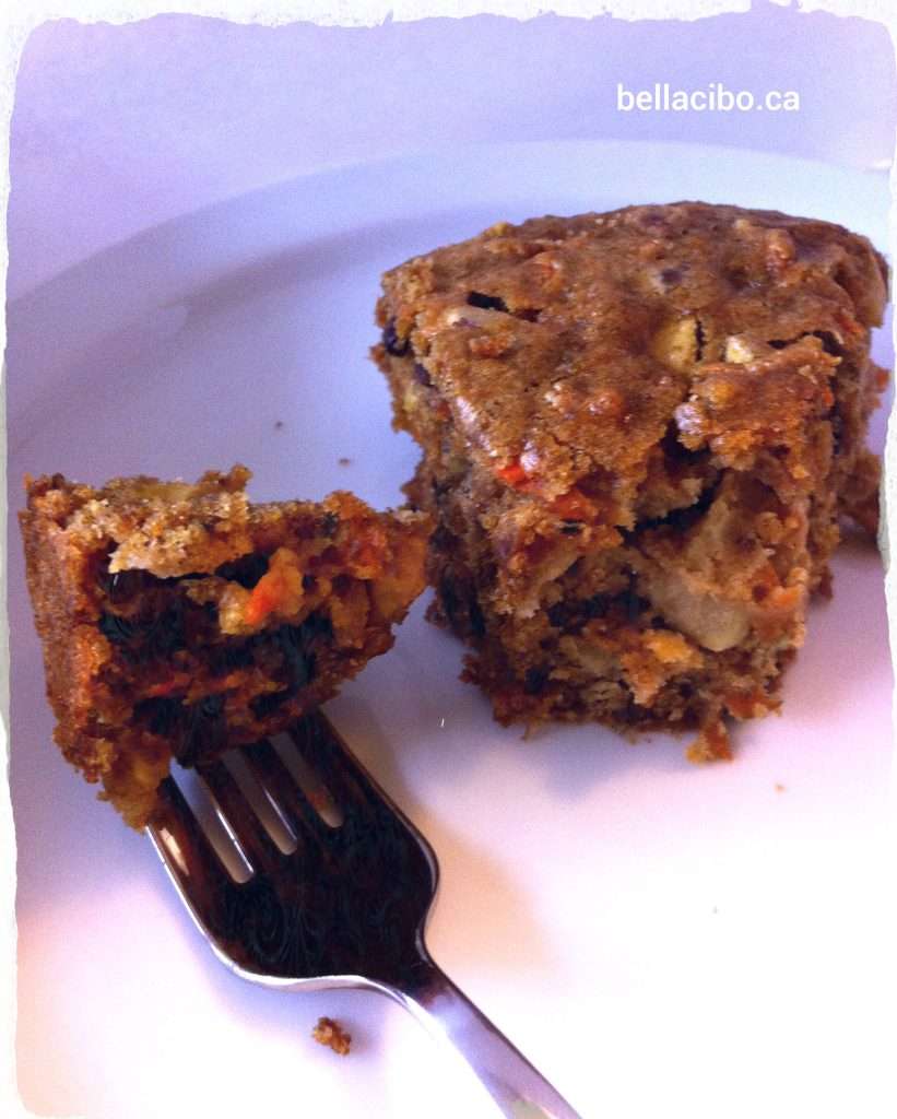 Healthy Sponge Cake with Carrots and Apples
